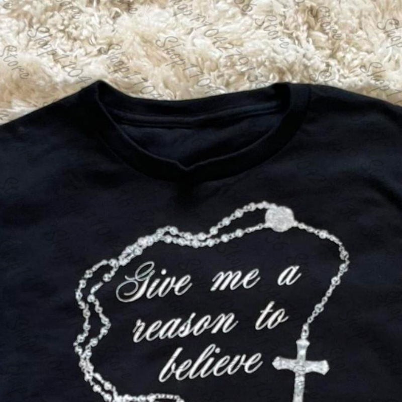 2000s Woman Clothing Y2K Cloth - огляд і ціна Y2K Graphic Baby Tee Crop