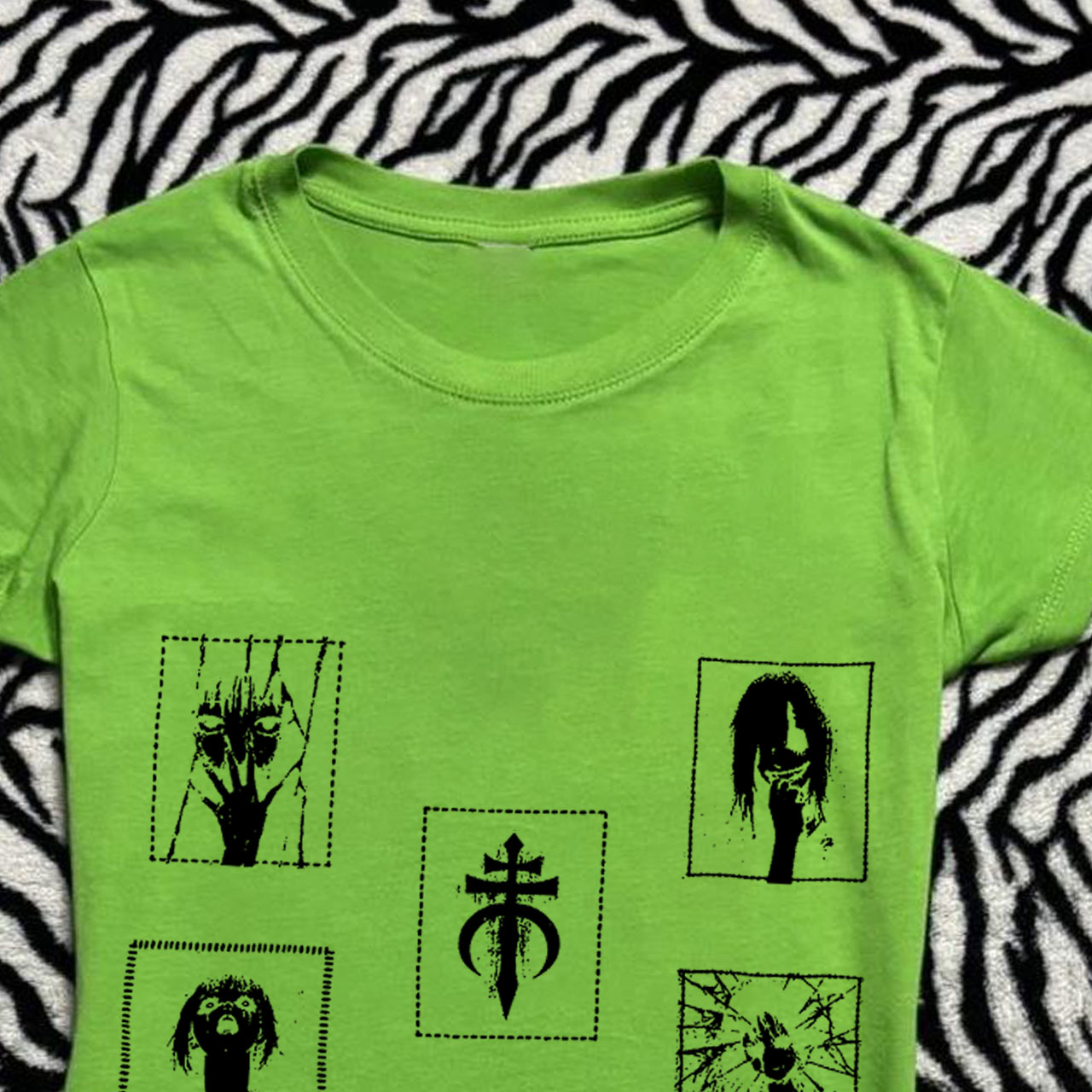 2000s Vintage Women's Crop Top - огляд і ціна Y2K Graphic Baby Tee Crop