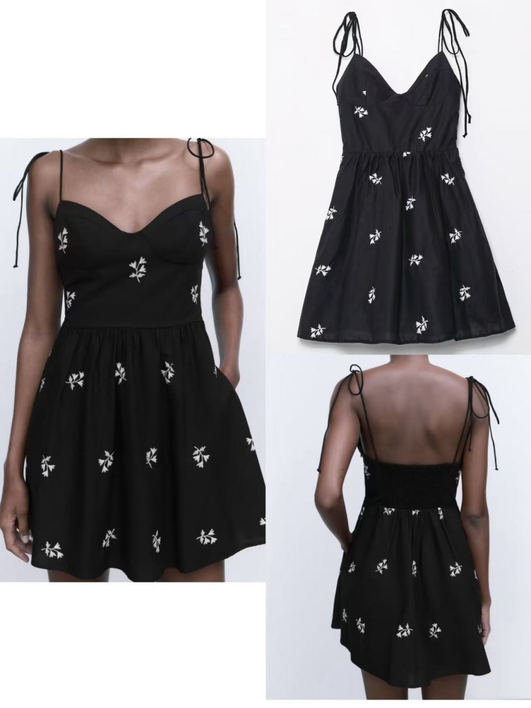 Women's black dress, taffeta,  - огляд і ціна French Vintage Floral Midi Dress