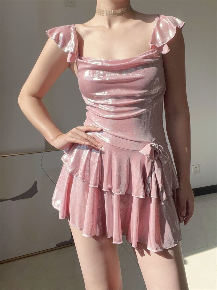 Flattering Shiny Pink Swimwear - огляд і ціна Tops